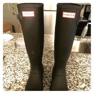 Women’s Matte Black Hunter Rainboots - Size 7